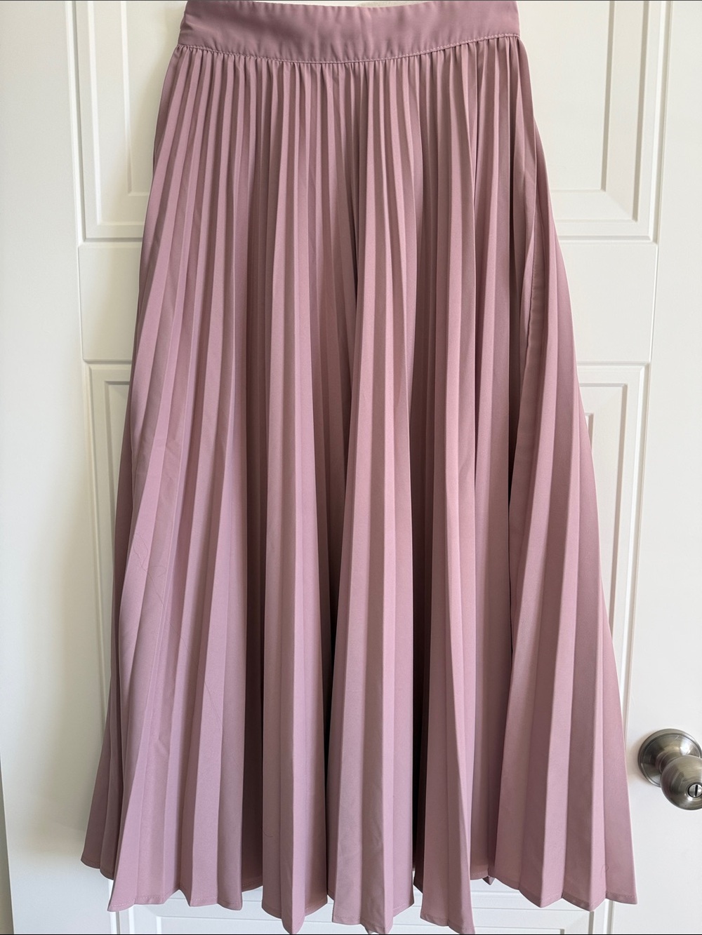 Pleated Midi Skirt in Dusty Rose